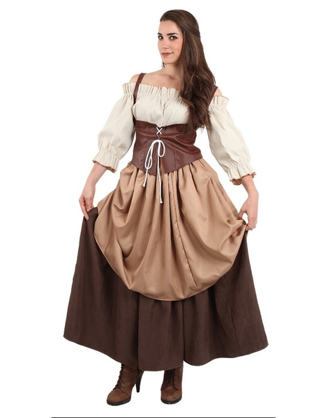 Mulher de traje medieval de Hortelana